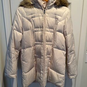 Jones New York Light Beige Puffer Jacket with Faux Fur Trim